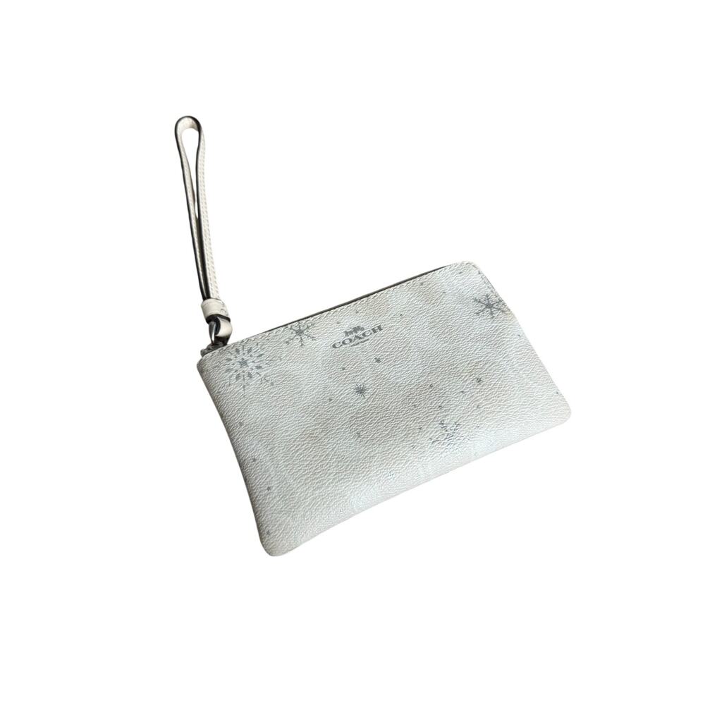 Coach Winter White Snowflake white C pattern wallet
